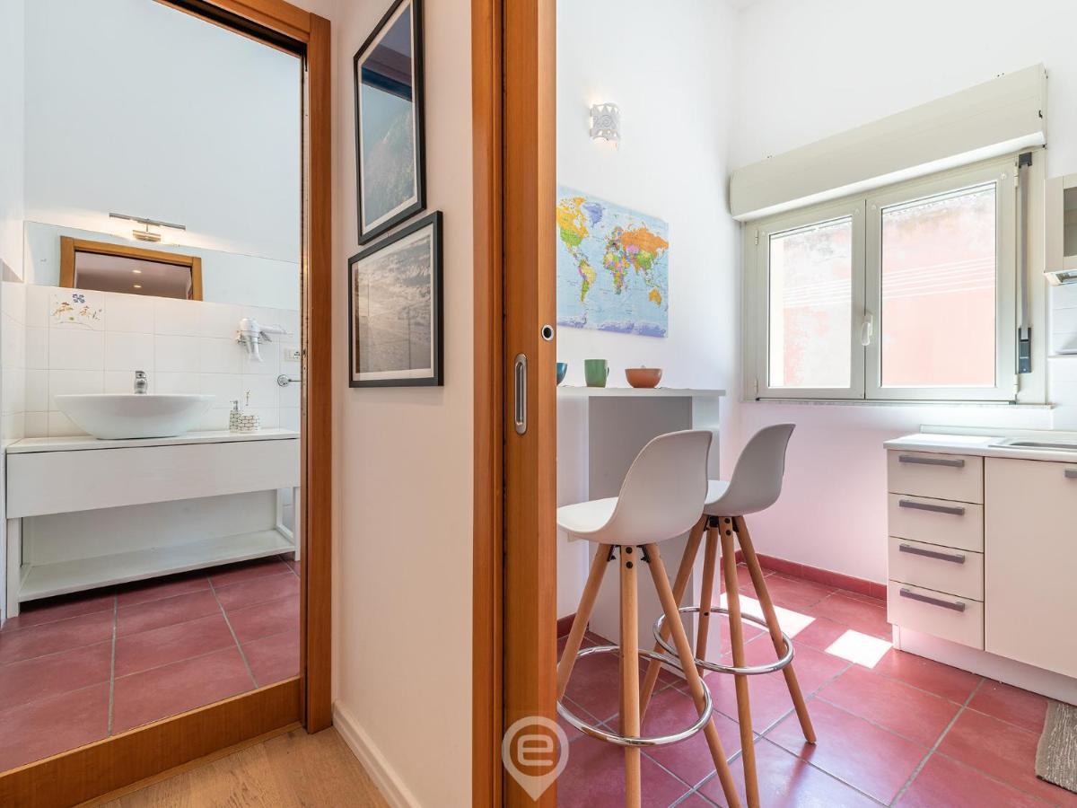 La Finestra Sul Corso Daire Cagliari Dış mekan fotoğraf
